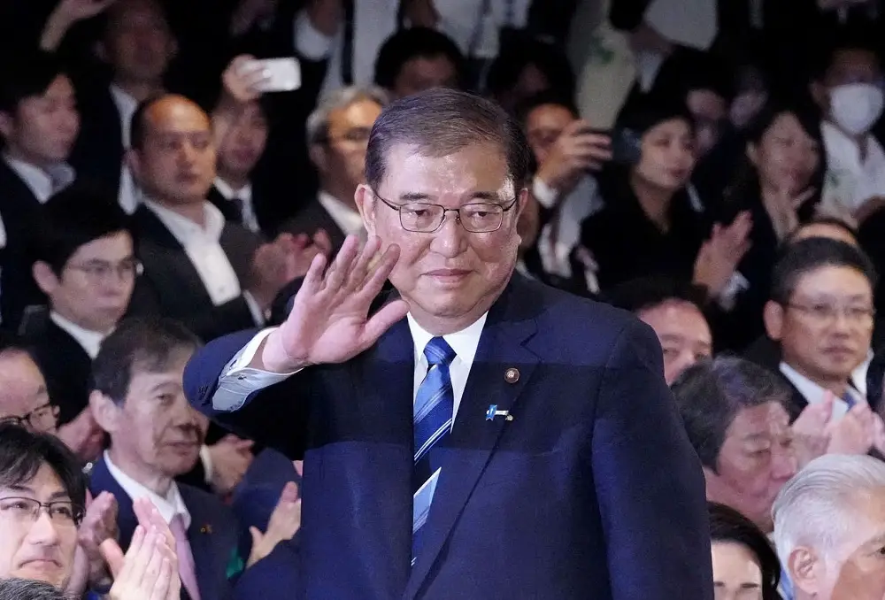 Japão invoca interesse nacional em meio a negociações tarifárias com os EUA.