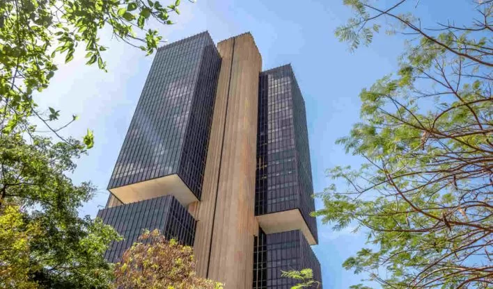 BC confirma ataque hacker à prestadora de tecnologia, mas nega que seus sistemas foram afetados; prejuízo, ainda incerto, pode chegar a R$ 1 bi.