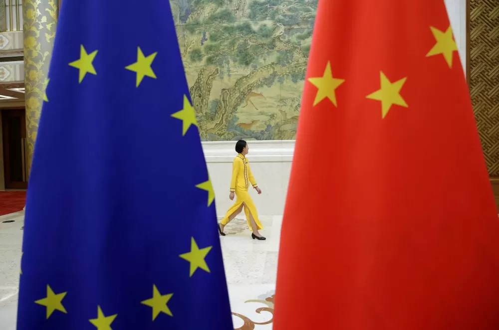 Terras raras: China diz que vê UE como parceira e com ampla gama de interesses comuns.