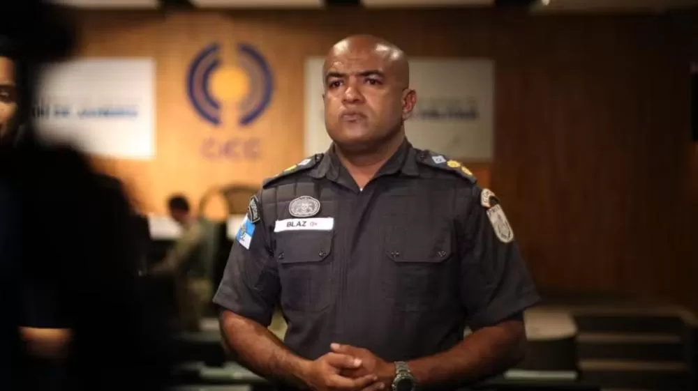 MPRJ denuncia o ex-porta-voz da PM Ivan Blaz por invasão de domicílio no Flamengo.