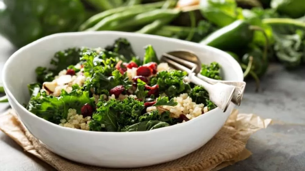 5 receitas práticas e deliciosas com couve para o almoço.