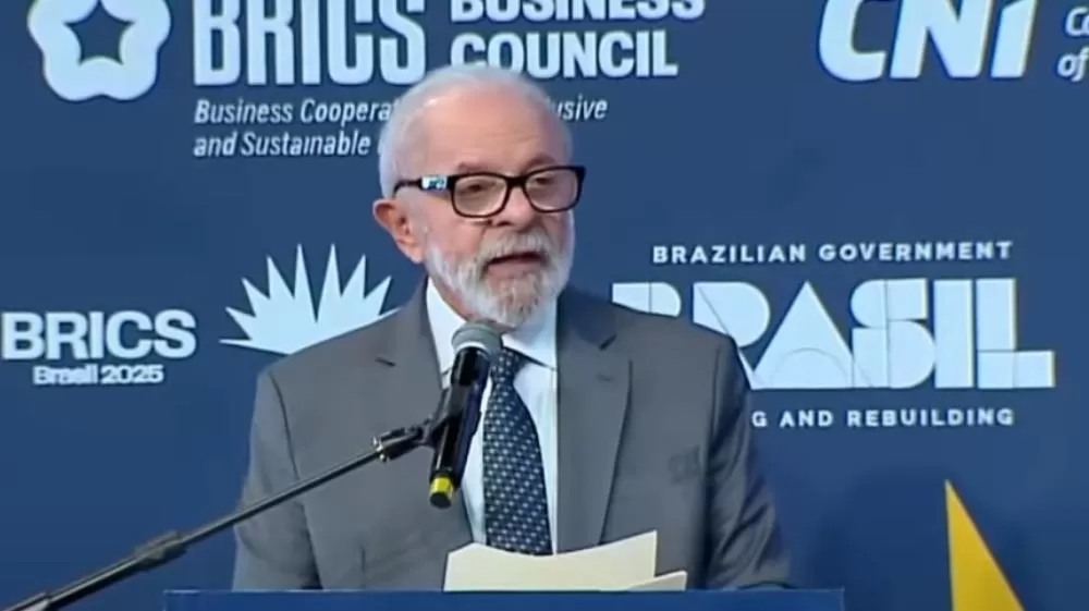 Lula diz que emergentes precisam defender regras do comércio diante de protecionismo.