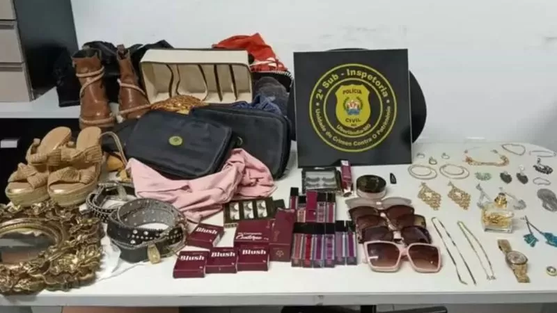 Diarista posa com vestido da patroa em rede social e é indiciada por furto; entenda.