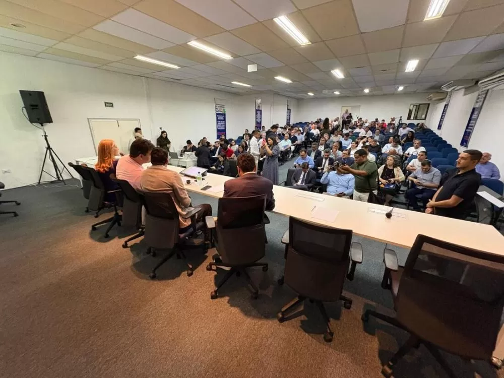 Prefeitos de Pernambuco se reúnem em assembleia extraordinária convocada pela Amupe