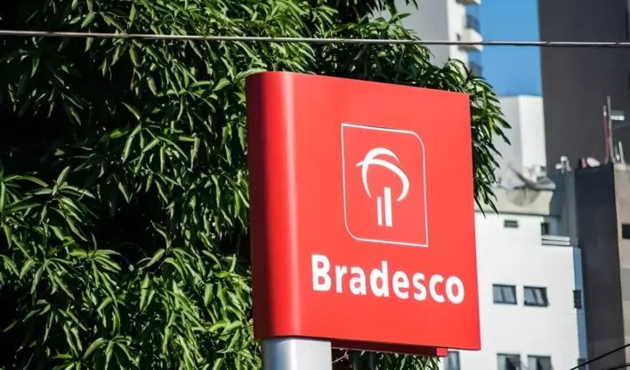Bradesco prevê retração no PIB e queda de US$ 15 bilhões nas exportações com tarifas de Trump