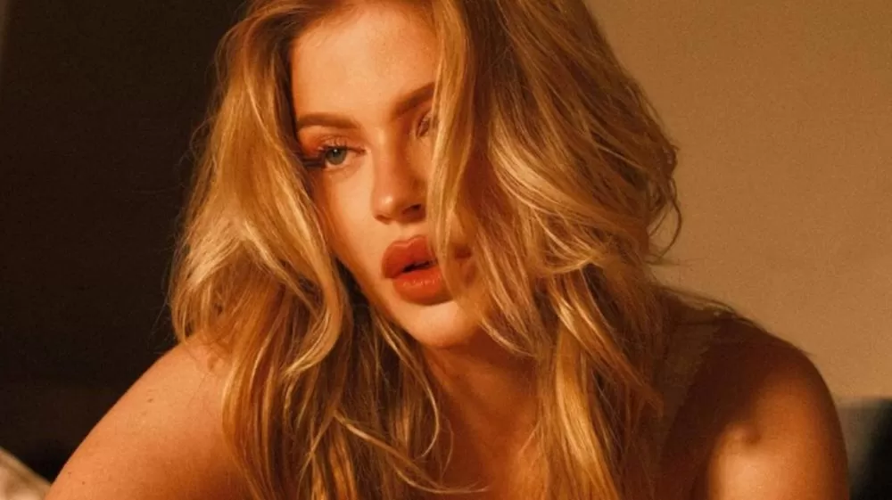 VÍDEO: Luisa Sonza “invade” casa de diva pop internacional para divulgar parceria: “Zerou a vida”.