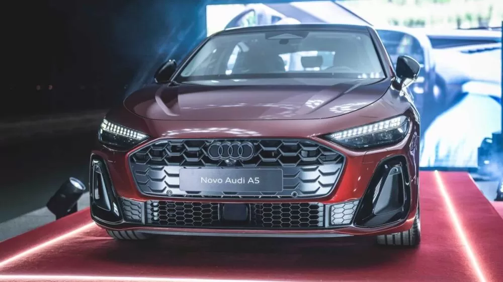 Nova geração do Audi A5 ganha potência e estreia no Brasil por 379 mil.