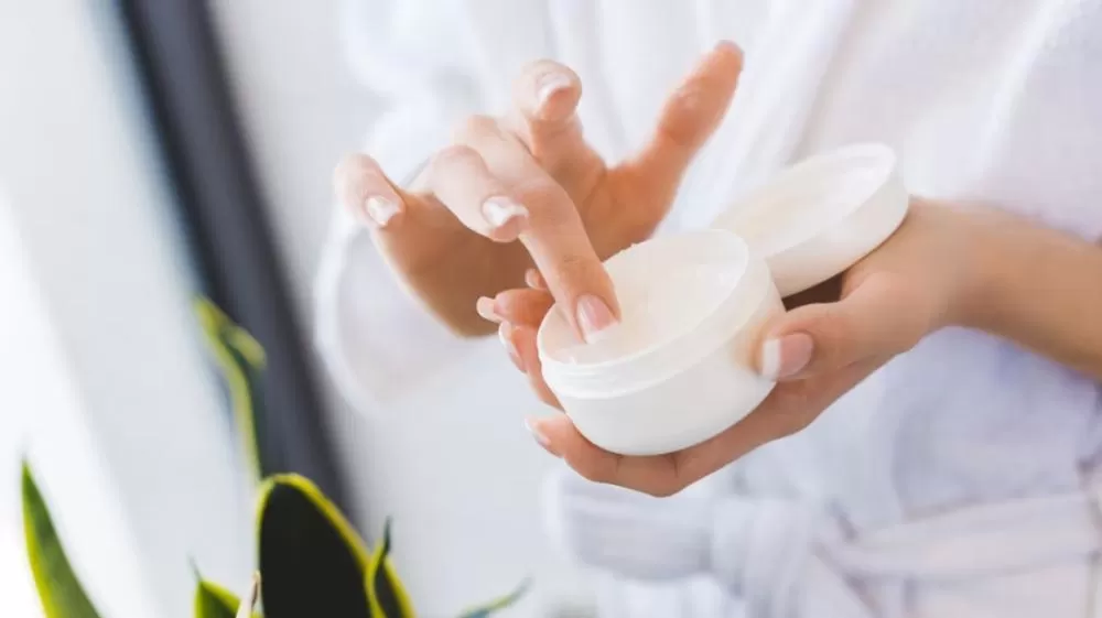 O creme baratinho que virou o xodó dos cuidados de beleza