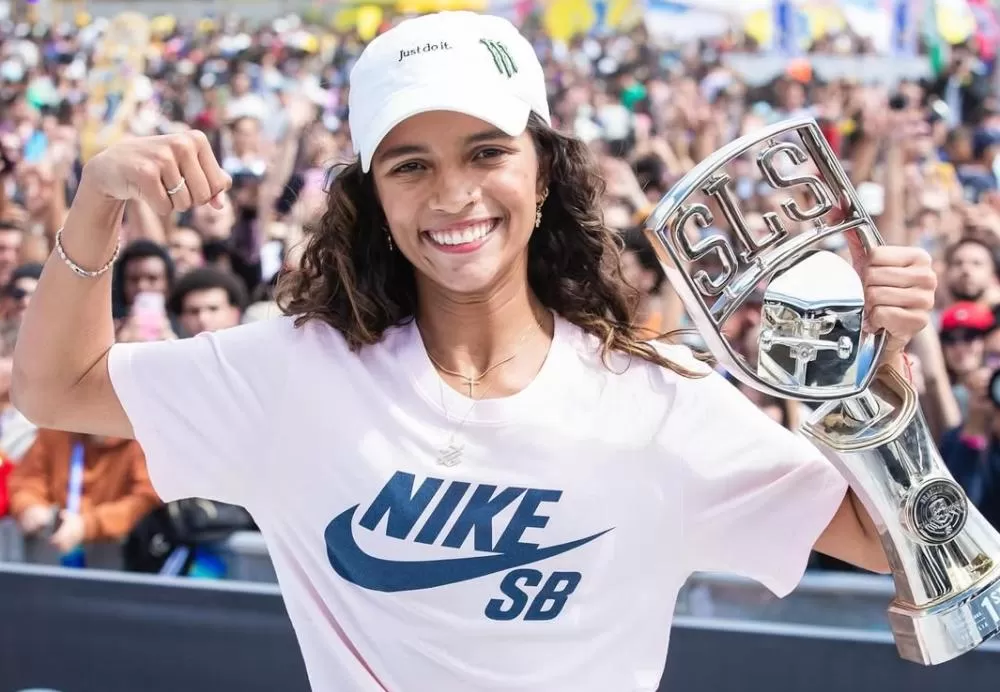 Rayssa Leal domina final e é campeã da etapa de Brasília da SLS