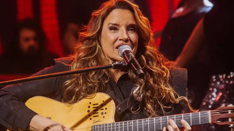 Ana Carolina dá bronca em produção após falha em show: “Tô fora”