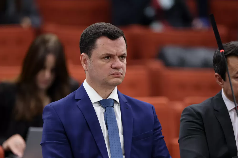 PGR: ex-ministro de Bolsonaro usou passagem falsa para justificar ausência no 8/1