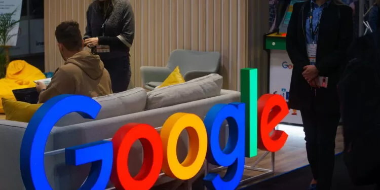 Google une forças e promete mudar como usamos notebooks e celulares