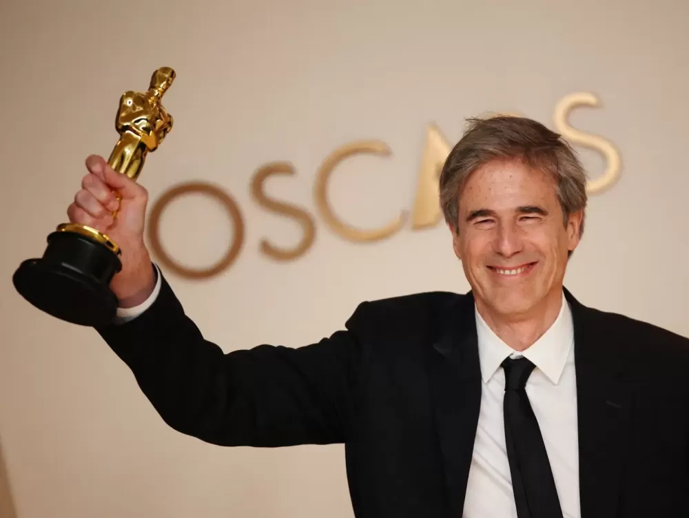 Academia do Oscar vai homenagear diretor brasileiro Walter Salles