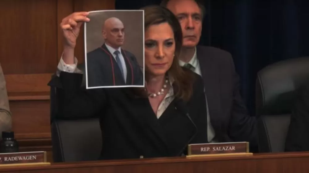 Revogação de visto de Moraes é só o começo, diz deputada americana