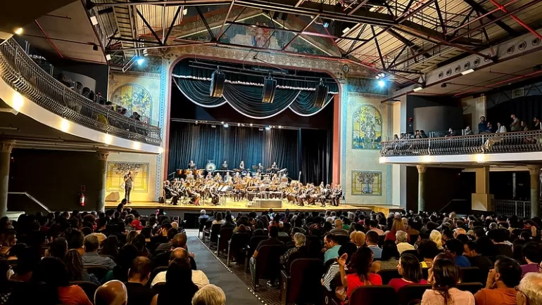 Banda Sinfônica realiza concerto com Titãs, Queen, Iron Maiden, Black Sabbath e Led Zeppelin no repertório