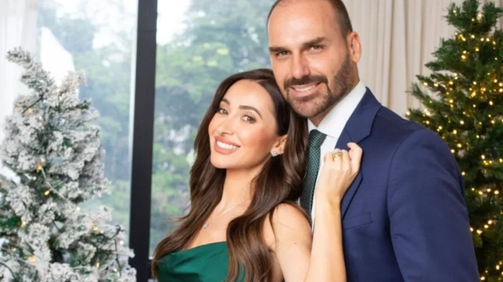 STF Bloqueia Contas de Heloísa Bolsonaro, Esposa de Eduardo Bolsonaro