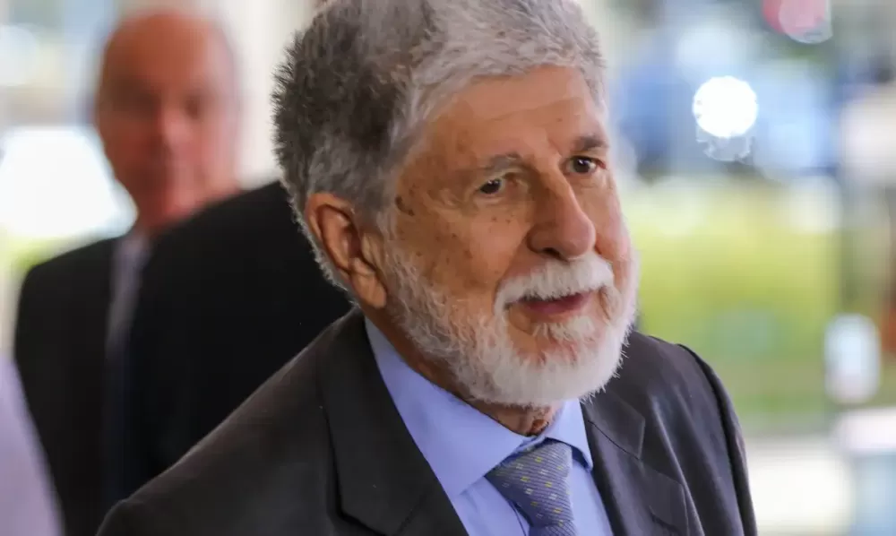 Celso Amorim sobre Trump: “Ele não tem amigos, só vontades”; Brasil fortalece laços com os BRICS