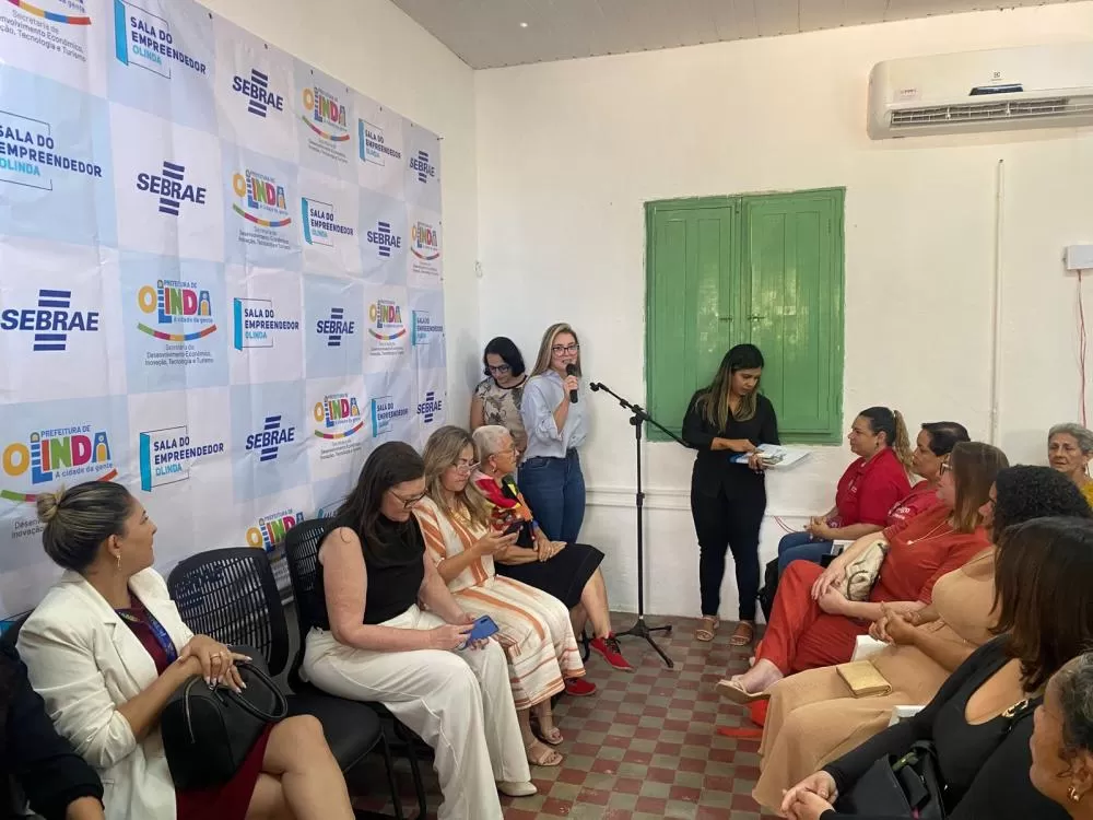 Palestra gratuita orienta mulheres empreendedoras sobre como utilizar a Inteligência Artificial para otimizar tarefas e alavancar resultados