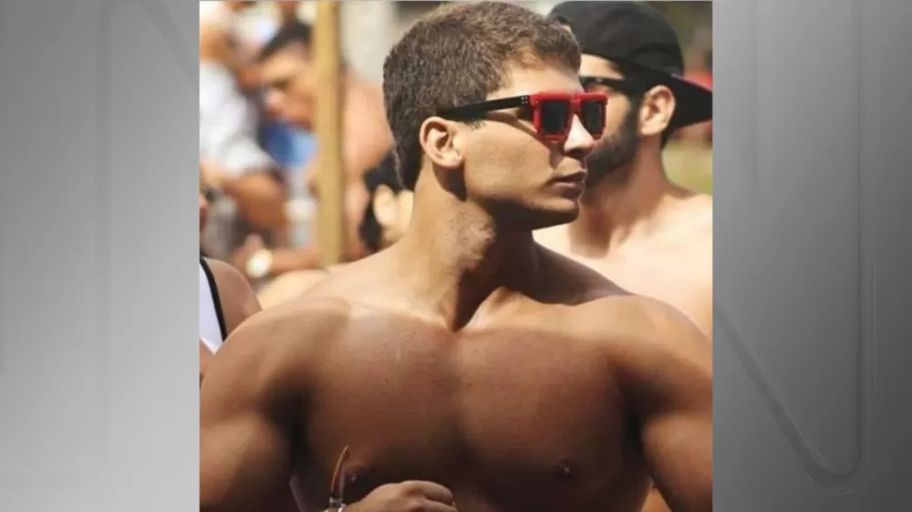 Quem é o ex-jogador de basquete que espancou namorada com 61 socos