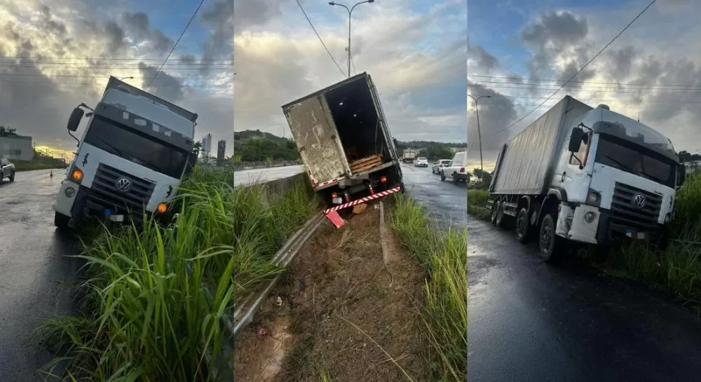 Jaboatão: caminhão-baú tomba na BR-232 após motorista perder controle durante chuva
