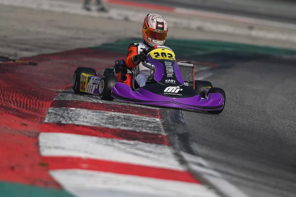 Rafael Câmara chega em 8º na corrida sprint do GP da Hungria e se aproxima do título da F-3