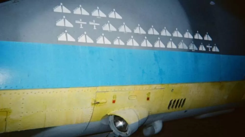 Ucrânia ataca depósito de drones e fábrica militar na Rússia durante ofensiva com dezenas de UAVs