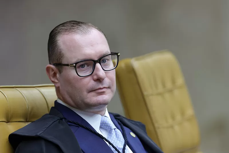 Cristiano Zanin Será Relator de Ação Contra Sanções a Moraes no Brasil