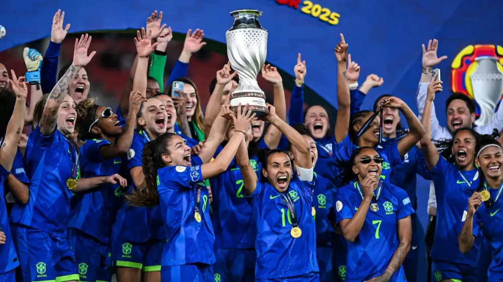 Marta brilha, Brasil vence nos pênaltis e é eneacampeão da Copa América