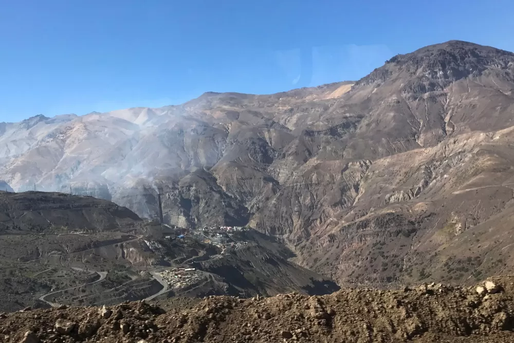 Auditoria internacional investigará causas do desabamento de mina no Chile