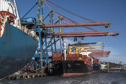 Brasil tem superávit comercial de US$ 7,075 bilhões em julho, acima do esperado