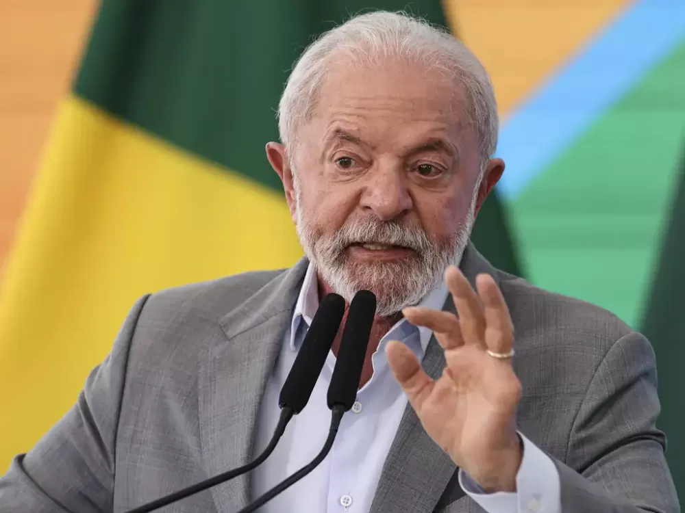 Lula diz que STF “não está dando a mínima” para Trump