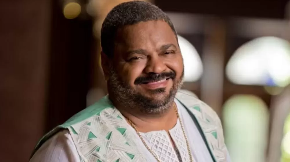 Corpo de Arlindo Cruz é sepultado no Rio por amigos e personalidades do samba