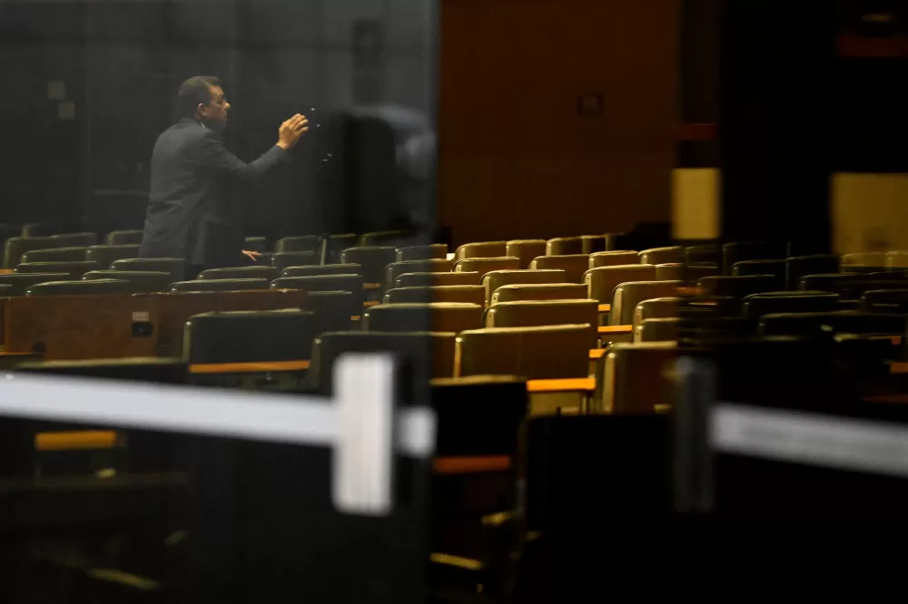 Câmara enfrenta semana de pressão por PEC do fim do foro e anistia ao 8 de Janeiro