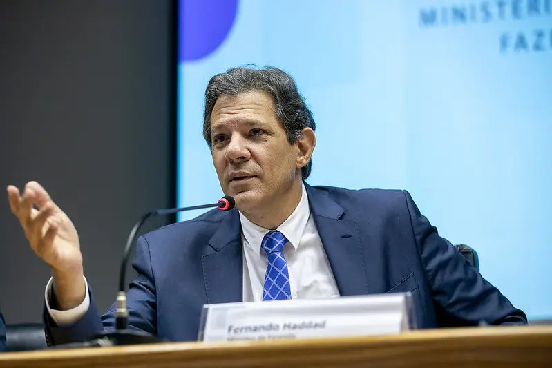 “Benefício não chega na ponta”, diz Haddad sobre fim da isenção de LCI e LCA