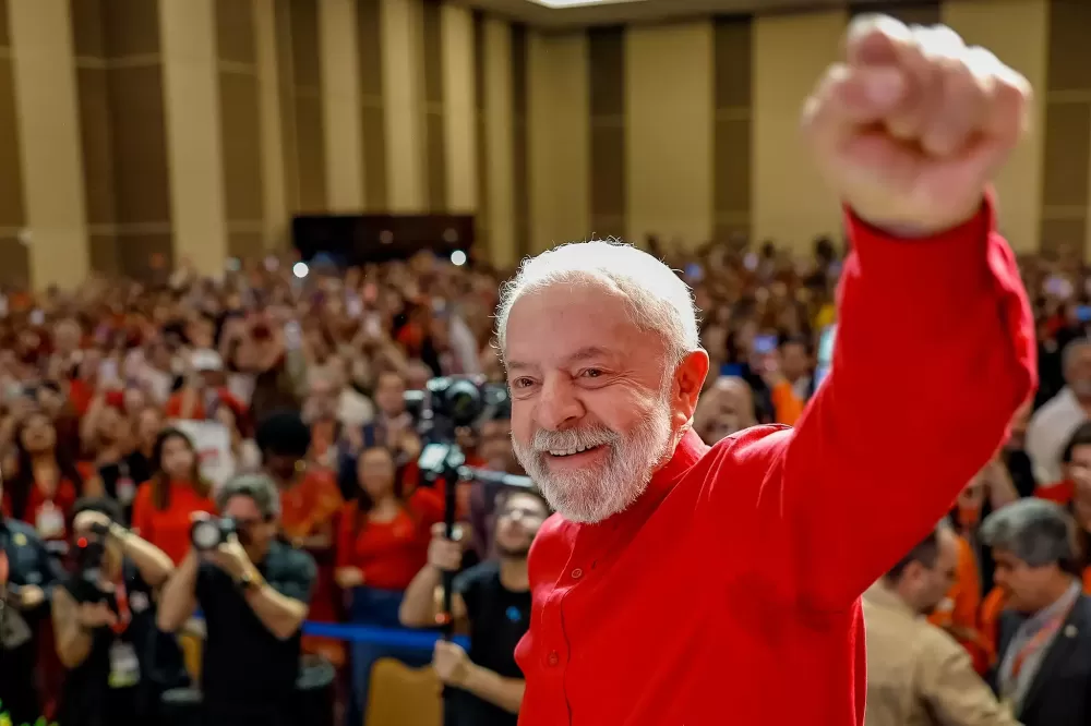 Lula cita 3 governadores e diz que ‘quanto mais candidatos da direita, melhor’