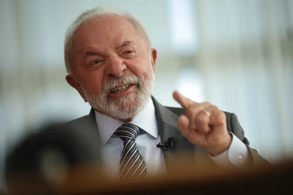 Lula diz que o Brasil, ‘em muitas coisas, é muito mais democrático’ do que os EUA