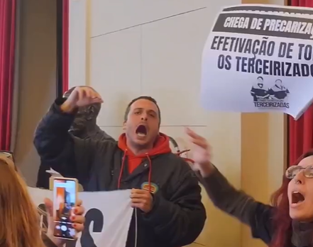 Barroso enfrenta protesto na USP e diz que ‘mundo’ discute novas relações de trabalho