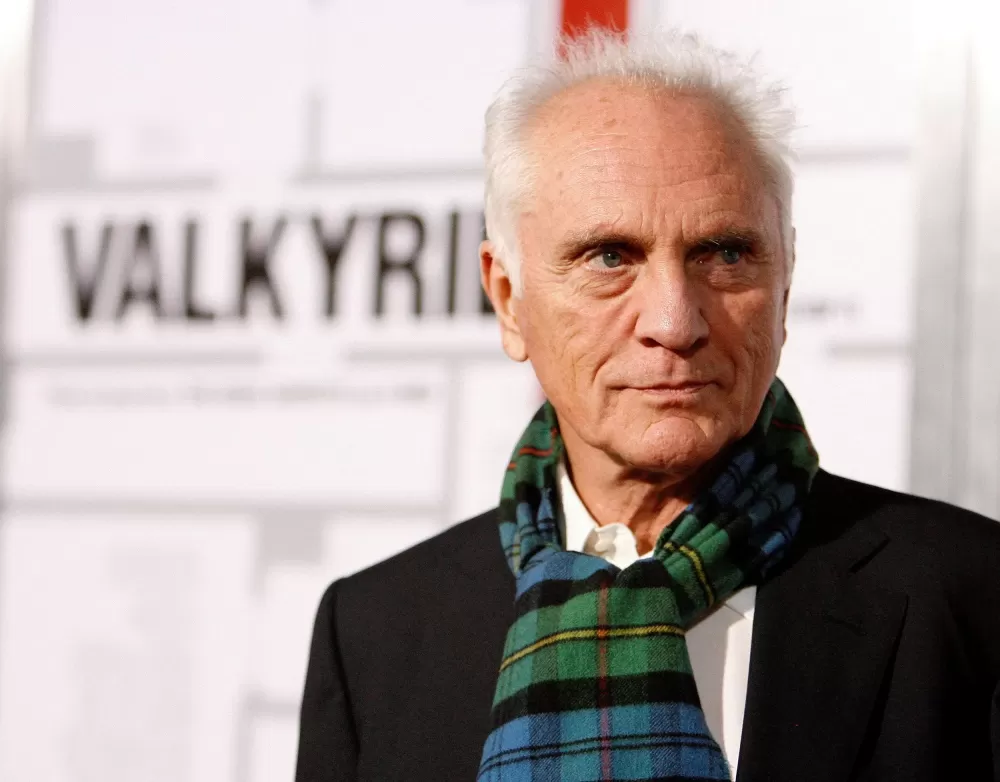 Ator Terence Stamp, estrela de filmes do Superman, morre aos 87 anos