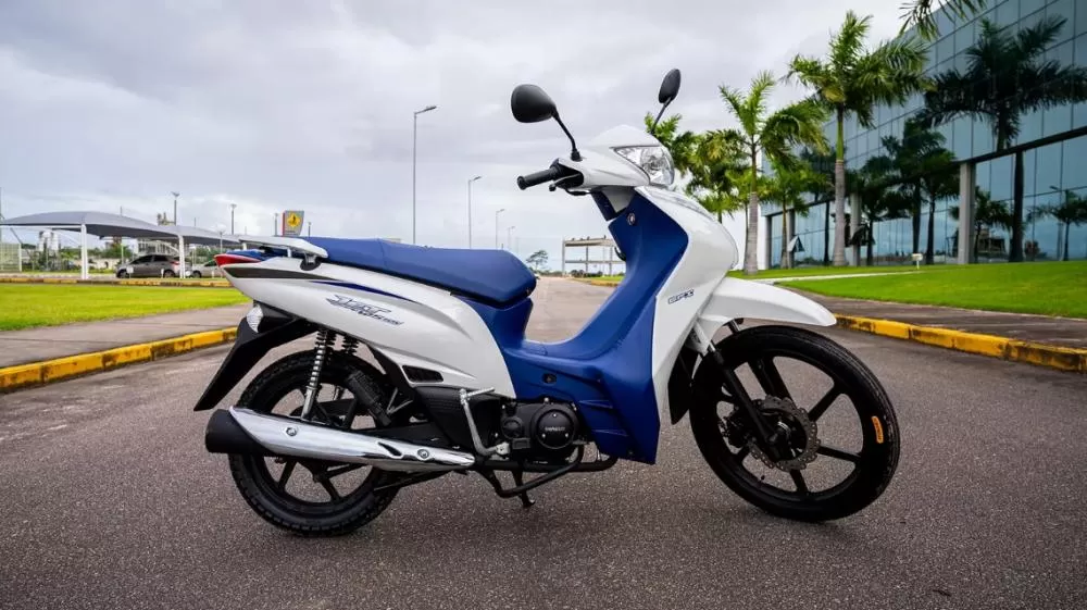 A moto mais barata do Brasil que roda sem CNH