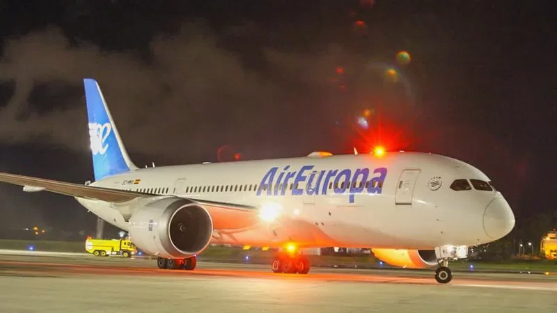 Avião que saiu de Salvador tem problema durante voo e precisa fazer pouso emergência; saiba detalhes