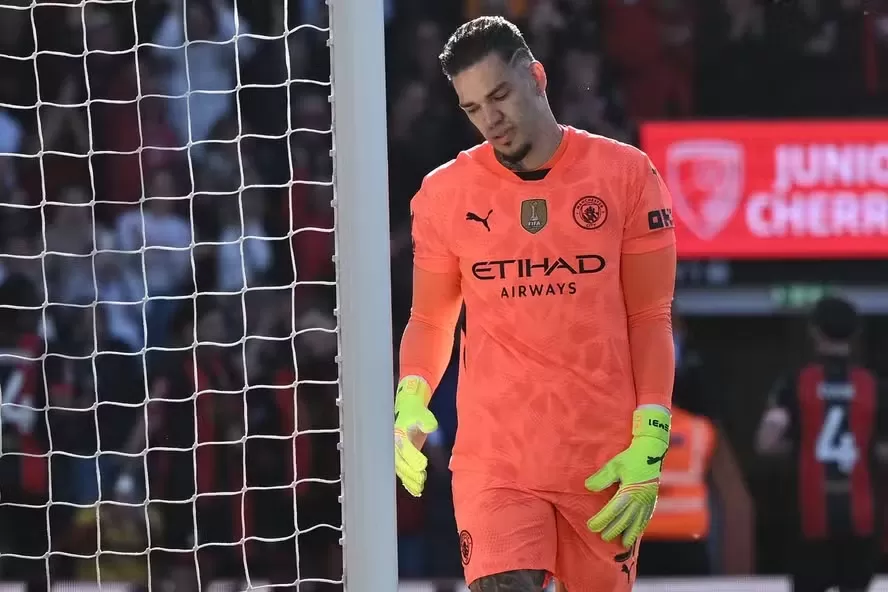 Manchester City recusa oferta e pede R$ 150 milhões ao Galatasaray por Ederson, diz jornalista