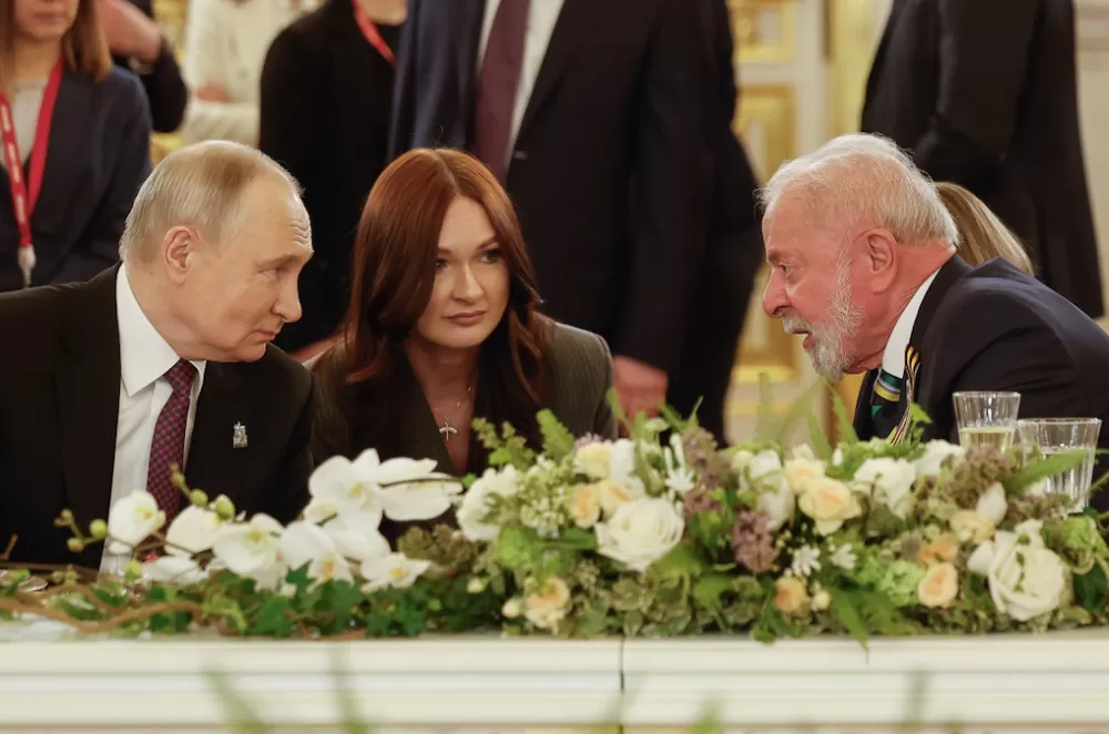 Lula volta a falar com Putin, que celebra “Grupo de Amigos da Paz”