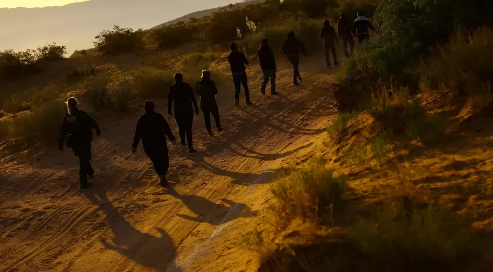 EUA deportaram ao menos 7,6 mil brasileiros desde 2020, diz Polícia Federal.