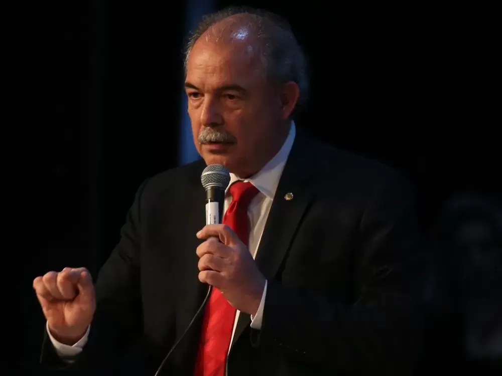 BNDES não está sujeito a impactos de uso de lei Magnitsky pelos EUA, diz Mercadante