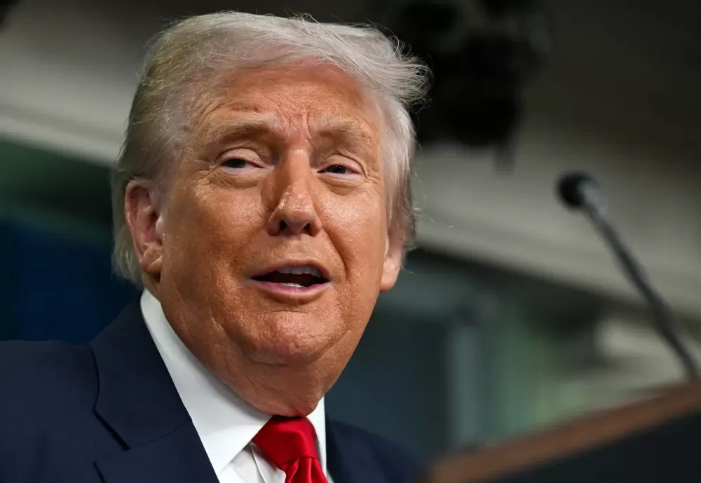 Trump compra mais de US$ 100 mi em títulos durante seu mandato, mostra declaração