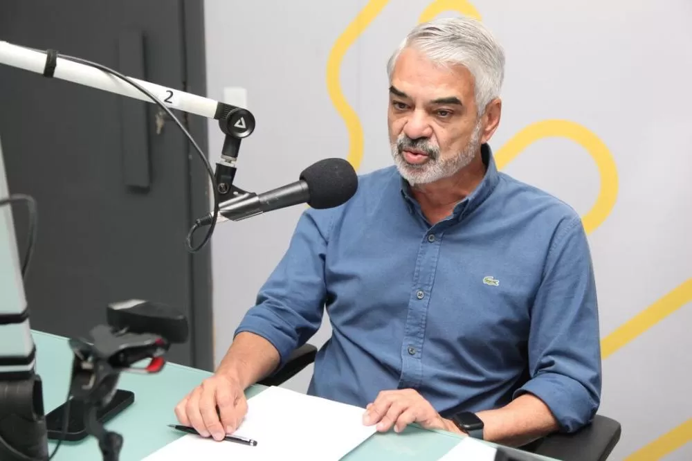 Humberto Costa diz que apoio do PT a João Campos não está condicionado a cargos.