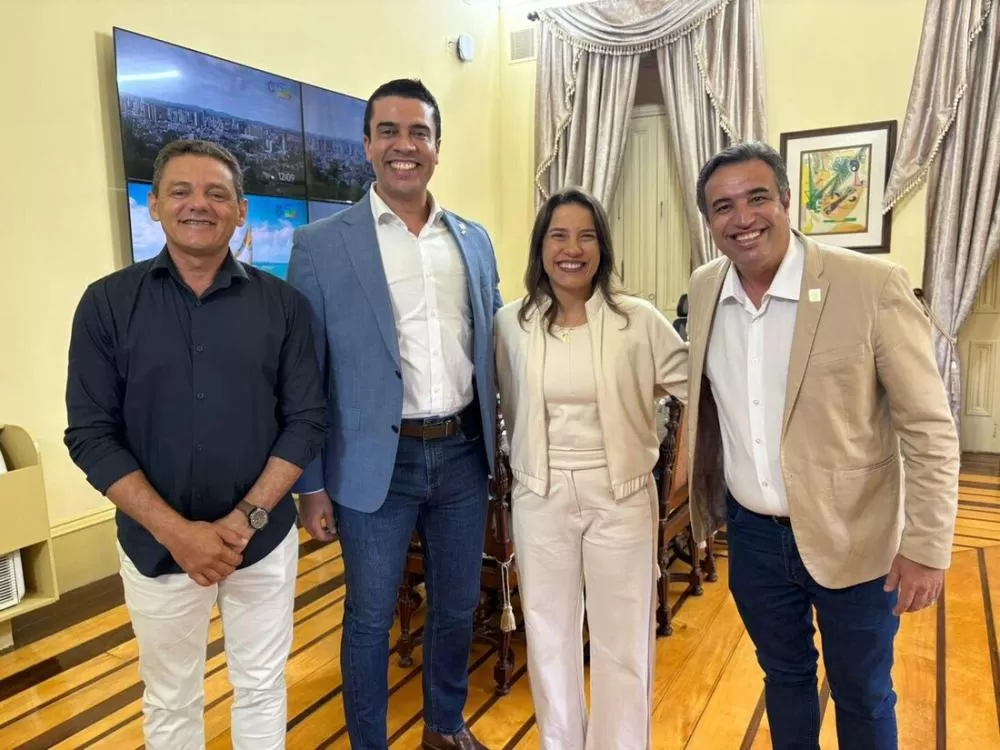 Rodrigo Pinheiro visita governadora Raquel Lyra para discutir demandas de Caruaru.