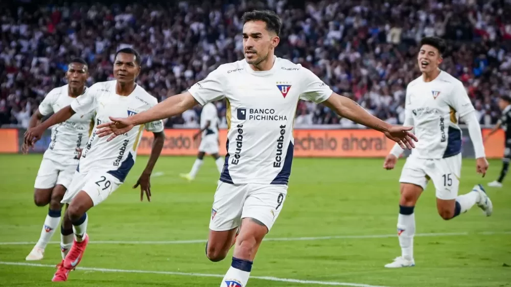 Em má atuação, Botafogo perde para a LDU e se despede da Libertadores