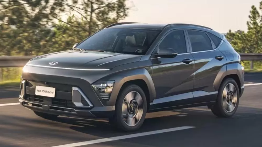 Hyundai Kona Hybrid é melhor que Corolla Cross? Veja o test drive completo