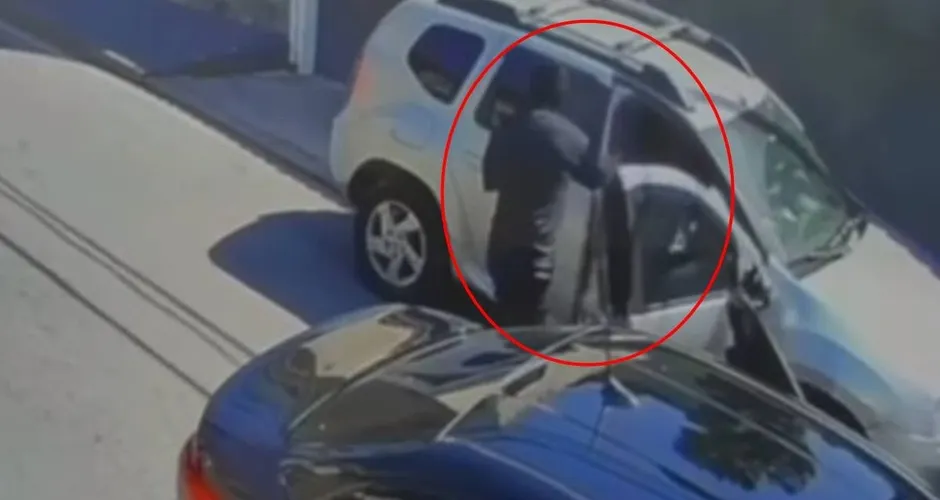 Vídeo mostra hora em que mulher é baleada mais de 13 vezes por dívida